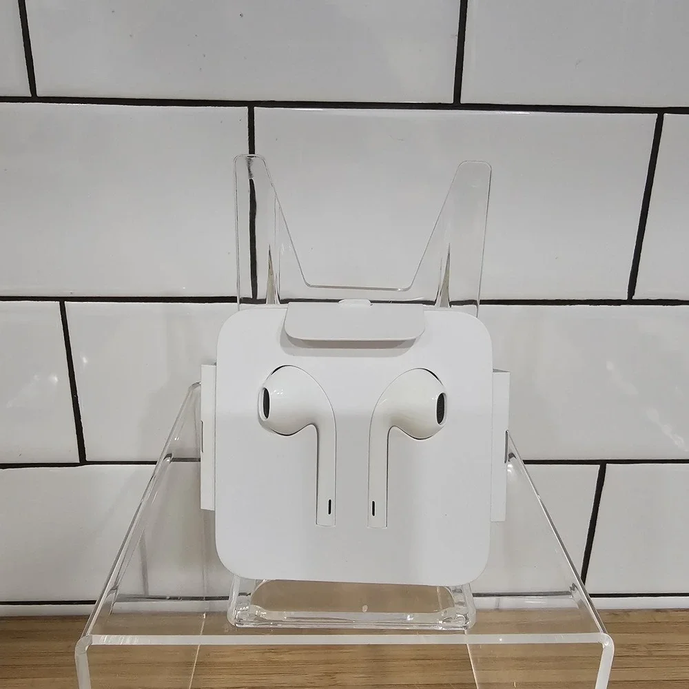 NEW Apple EarPods w/ Lightning Connector OEM Wired Earbuds Headphones